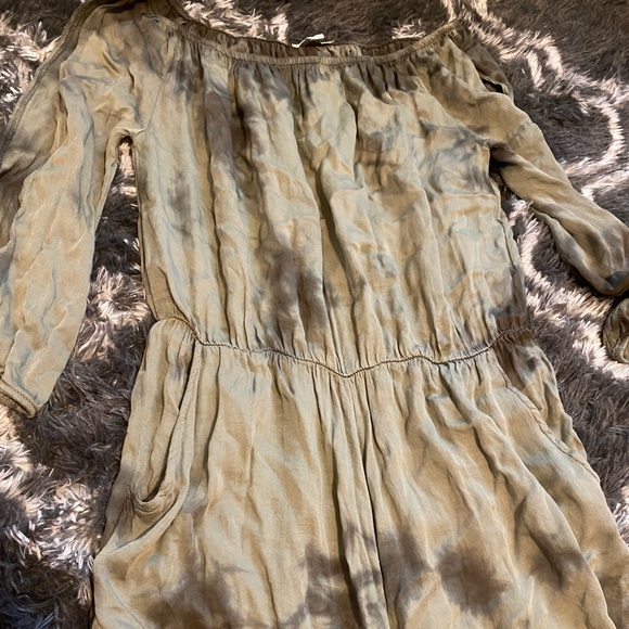 ROMPER - Picture 2 of 2